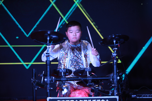 大禹漢光2018年“同心同行，共創(chuàng)未來”主題年會圓滿成功