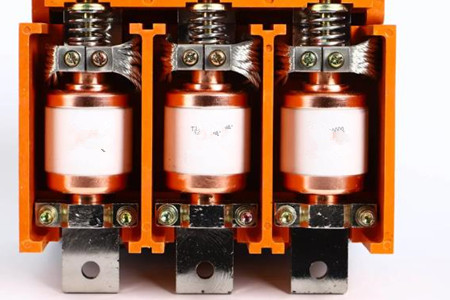 高壓真空開關管出現黃斑，這幾點原因需掌握！